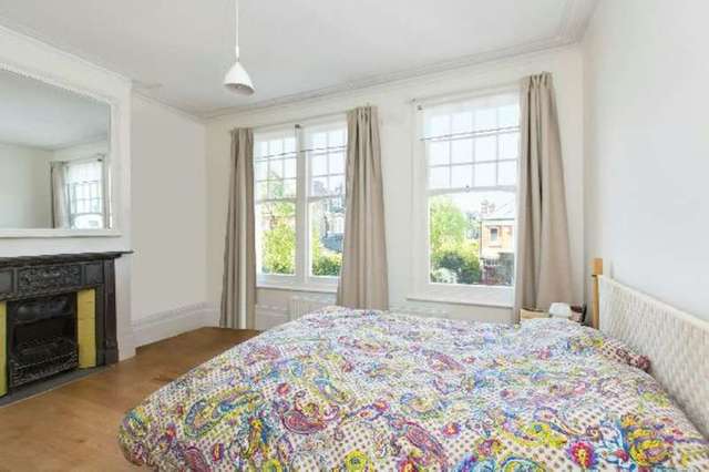  Image of 4 bedroom Flat for sale in Dukes Avenue London N10 at Dukes Avenue  Muswell Hill, N10 2PU