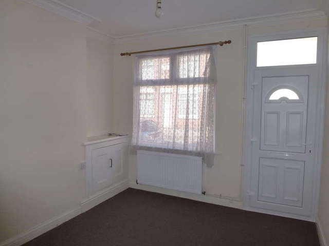  Image of 2 bedroom Terraced house to rent in Dunton Street Leicester LE3 at Leicester Leicestershire, LE3 5EN