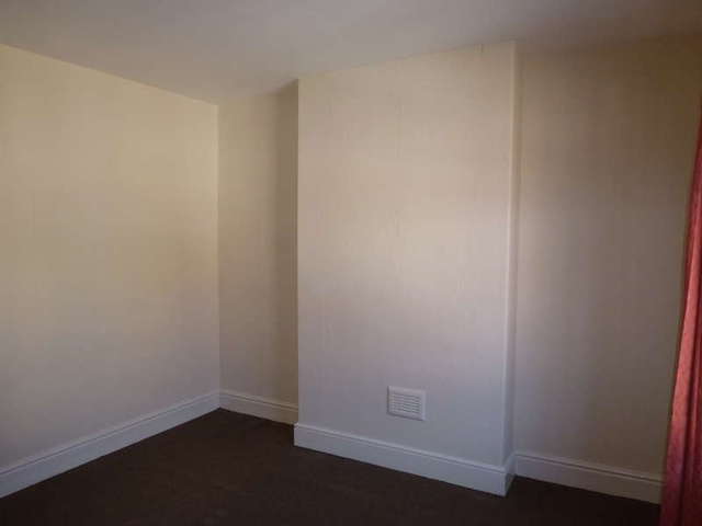  Image of 2 bedroom Terraced house to rent in Dunton Street Leicester LE3 at Leicester Leicestershire, LE3 5EN