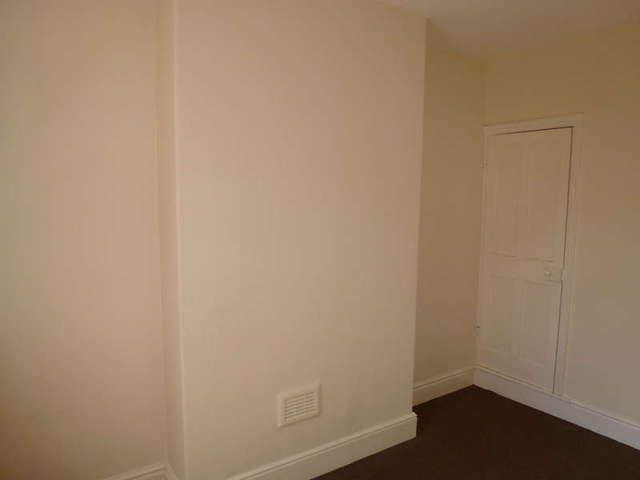  Image of 2 bedroom Terraced house to rent in Dunton Street Leicester LE3 at Leicester Leicestershire, LE3 5EN