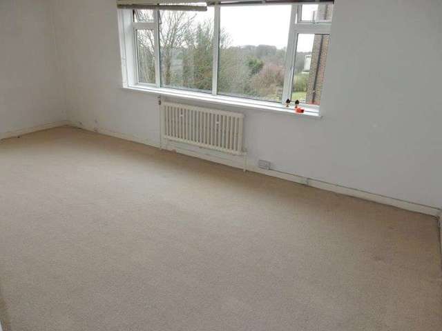  Image of 2 bedroom Flat to rent in Dyke Road Avenue Hove BN3 at Dyke Road Avenue  Hove, BN3 6DP