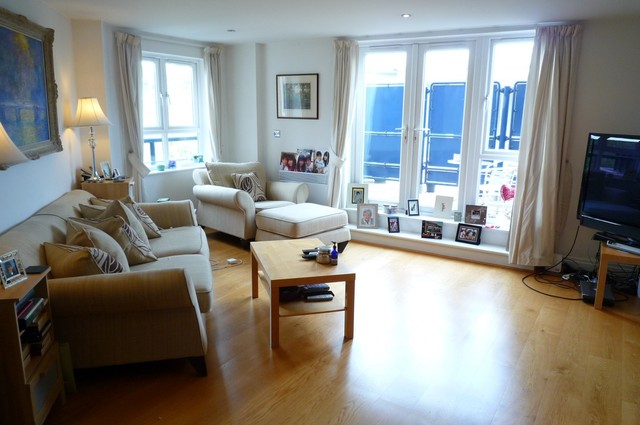  Image of 2 bedroom Flat to rent in Royal Quarter Seven Kings Way Kingston upon Thames KT2 at Royal Quarter  Seven Kings Way, KT2 5BG