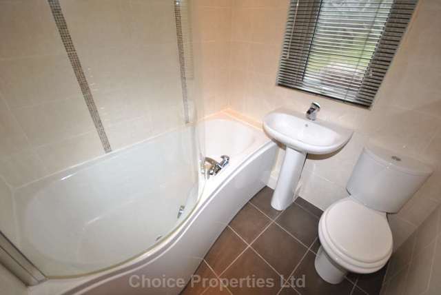  Image of 2 bedroom Flat for sale in East Donington Street Darvel KA17 at East Donnington Street  Darvel, KA17 0JW