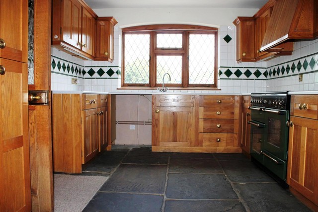  Image of 3 bedroom Detached house to rent in East Street Turners Hill Crawley RH10 at East Street Turners Hill Crawley, RH10 4PZ