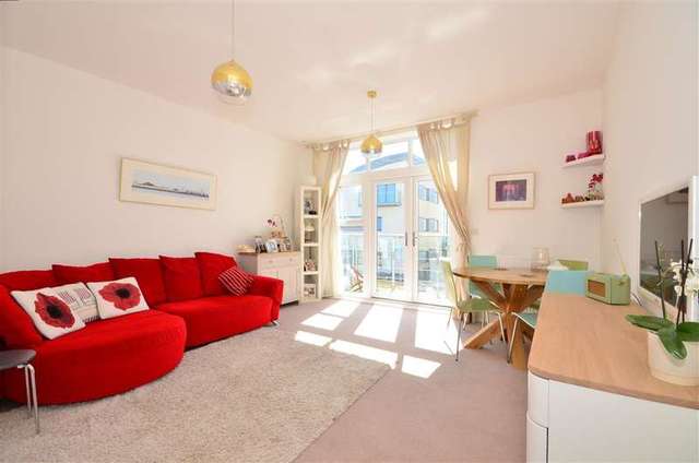  Image of 2 bedroom Flat for sale in Eirene Road Goring-by-Sea Worthing BN12 at Worthing West Sussex Worthing, BN12 4FF