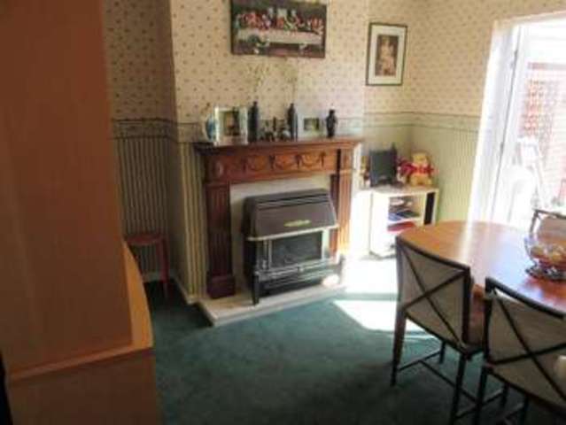  Image of 3 bedroom Property for sale in Elizabeth Close Hucknall Nottingham NG15 at Elizabeth Close Nottingham Nottingham, NG15 6HG