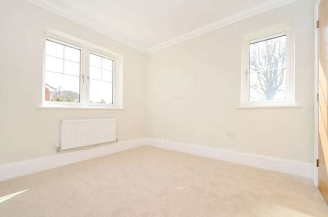  Image of 2 bedroom Apartment to rent in Pitt Road Epsom KT17 at Elizabeth Place Pitt Road Epsom, KT17 4ET
