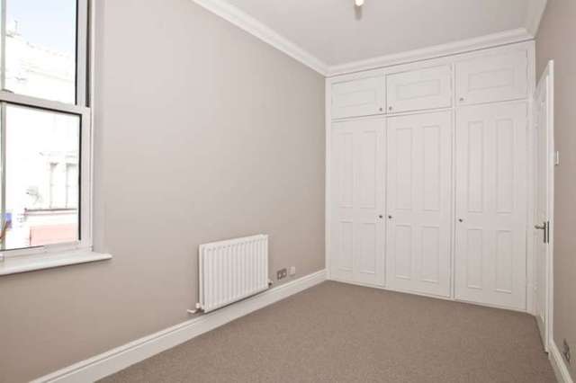  Image of 1 bedroom Flat for sale in Chiswick High Road London W4 at Chiswick, W4 1PP