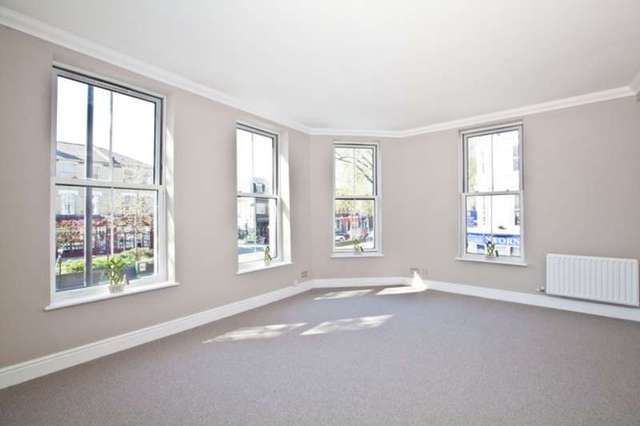  Image of 1 bedroom Flat for sale in Chiswick High Road London W4 at Chiswick, W4 1PP