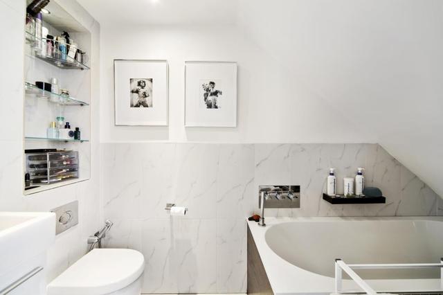  Image of 2 bedroom Flat for sale in Elsham Road London W14 at Elsham Road  London, W14 8HB
