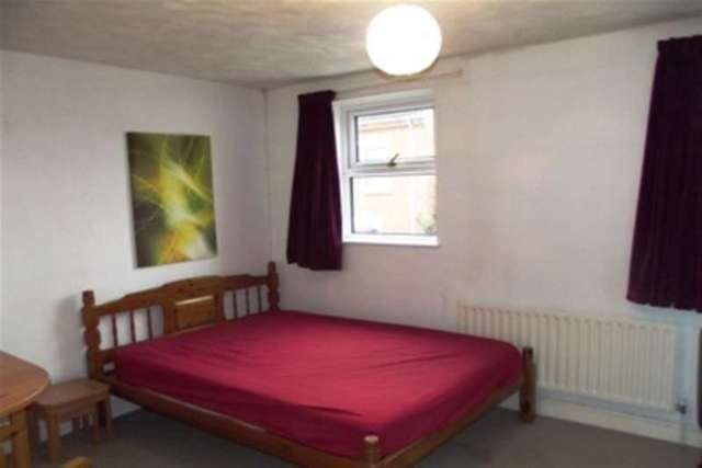  Image of 3 bedroom Detached house to rent in Portland Street Exeter EX1 at Exeter, EX1 2EG