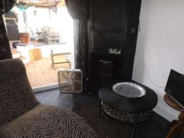  Image of 4 bedroom Terraced house for sale in Pinhoe Road Exeter EX4 at Exeter Devon Exwick, EX4 7HJ