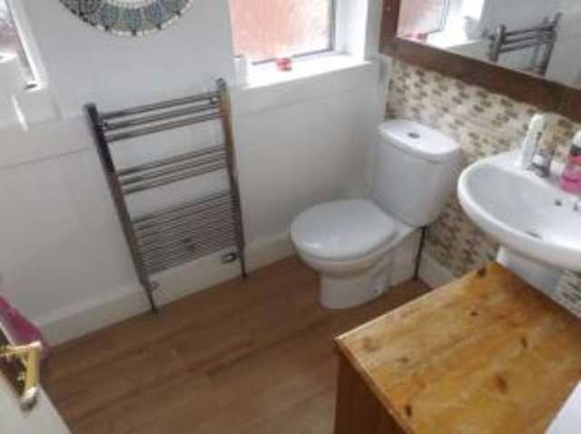 Image of 4 bedroom Terraced house for sale in Pinhoe Road Exeter EX4 at Exeter Devon Exwick, EX4 7HJ