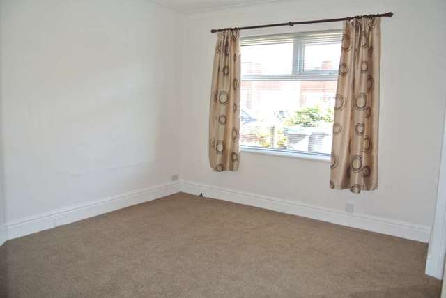  Image of 2 bedroom Terraced house to rent in Fairway Road Blackpool FY4 at Fairway Road  Blackpool, FY4 4AZ