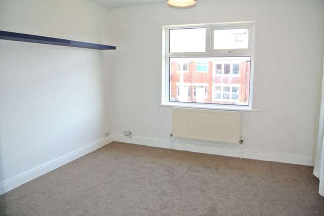  Image of 2 bedroom Terraced house to rent in Fairway Road Blackpool FY4 at Fairway Road  Blackpool, FY4 4AZ