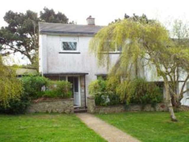  Image of 3 bedroom End of Terrace for sale in Ferndale Road Falmouth TR11 at Falmouth Cornwall Falmouth, TR11 4HU