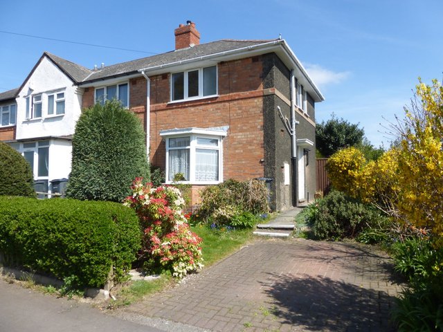  Image of 2 bedroom End of Terrace to rent in Fanshawe Road Acocks Green Birmingham B27 at FANSHAWE ROAD  ACOCKS GREEN, BIRMINGHAM, B27 7BX