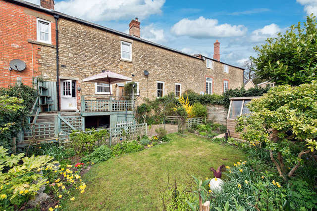  Image of 4 bedroom Terraced house for sale in Coach Lane Faringdon SN7 at Faringdon Oxfordshire, SN7 8AB