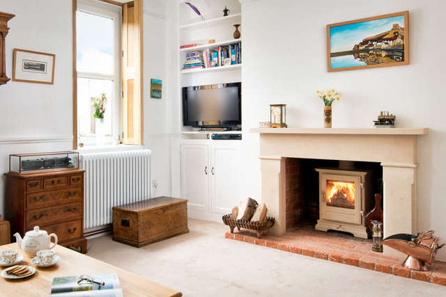  Image of 4 bedroom Terraced house for sale in Coach Lane Faringdon SN7 at Faringdon Oxfordshire, SN7 8AB