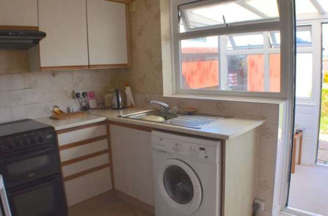  Image of 2 bedroom Bungalow for sale in Farmlands Way Polegate BN26 at Farmlands Way  Polegate, BN26 5LR