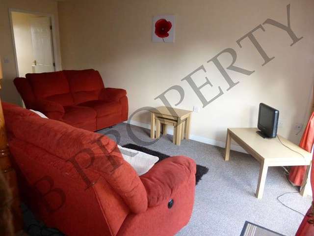 Image of 2 bedroom Terraced house to rent in Ffordd Melyn Mair Llansamlet Swansea SA7 at Ffordd Melyn Mair  Llansamlet, SA7 9WS