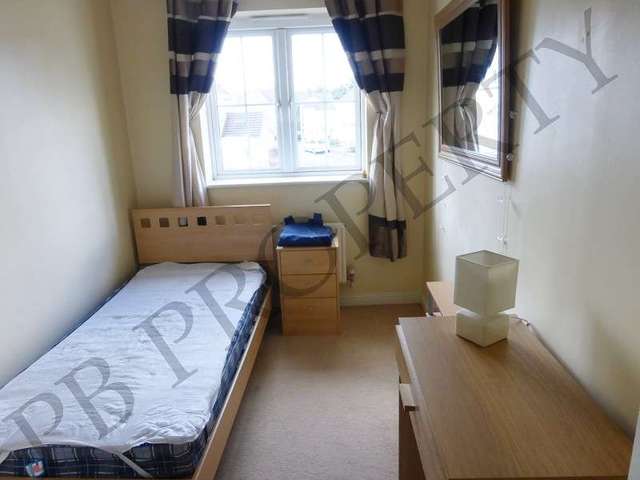  Image of 2 bedroom Terraced house to rent in Ffordd Melyn Mair Llansamlet Swansea SA7 at Ffordd Melyn Mair  Llansamlet, SA7 9WS