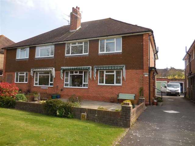 Image of 2 bedroom Detached house for sale in Findon Road Findon Valley Worthing BN14 at Findon Valley West Sussex Worthing, BN14 0HB
