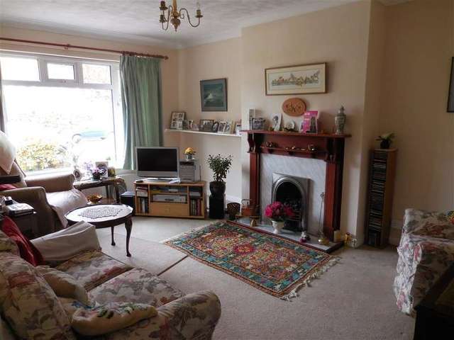  Image of 2 bedroom Detached house for sale in Findon Road Findon Valley Worthing BN14 at Findon Valley West Sussex Worthing, BN14 0HB