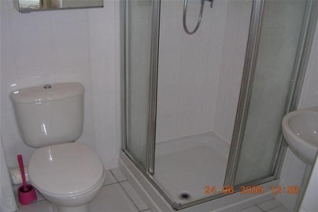  Image of 2 bedroom Flat to rent in Finlay Drive Dennistoun Glasgow G31 at Dennistoun Glasgow Glasgow, G31 2LP