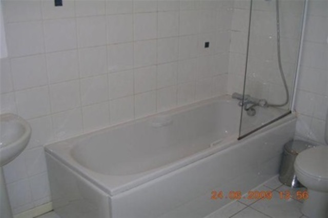  Image of 2 bedroom Flat to rent in Finlay Drive Dennistoun Glasgow G31 at Dennistoun Glasgow Glasgow, G31 2LP