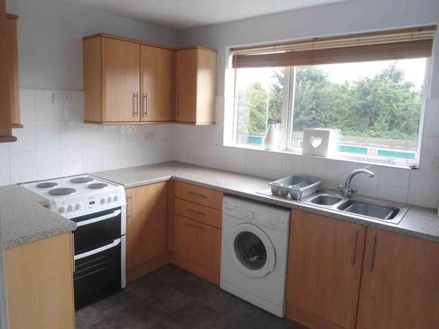  Image of 2 bedroom Flat to rent in Flaxley Road Birmingham B33 at Flaxley Road Stechford Birmingham, B33 9HE