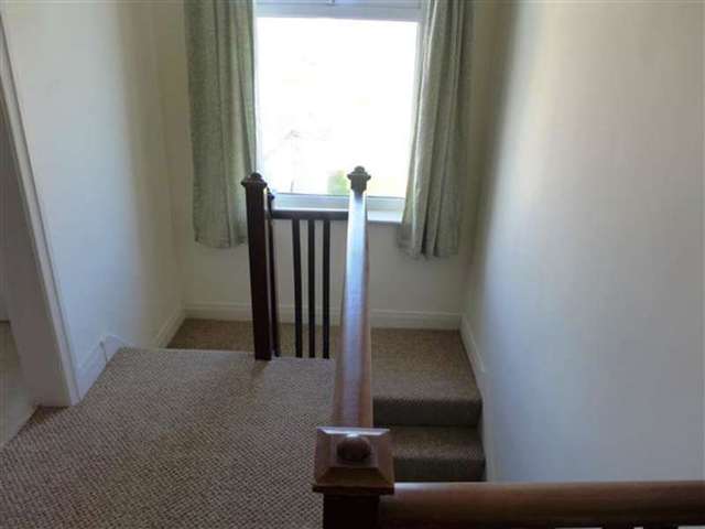  Image of 3 bedroom Bungalow to rent in Killerby Cliff Cayton Bay Scarborough YO11 at Osgodby, YO11 3NR