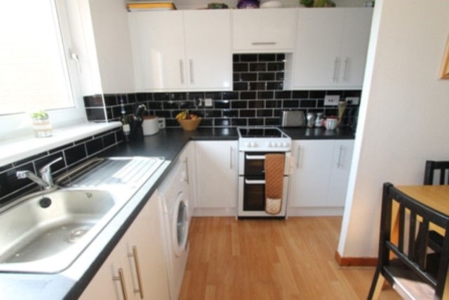  Image of 2 bedroom Flat to rent in Forbes Drive Glasgow G40 at Bridgeton Glasgow Glasgow, G40 2LF