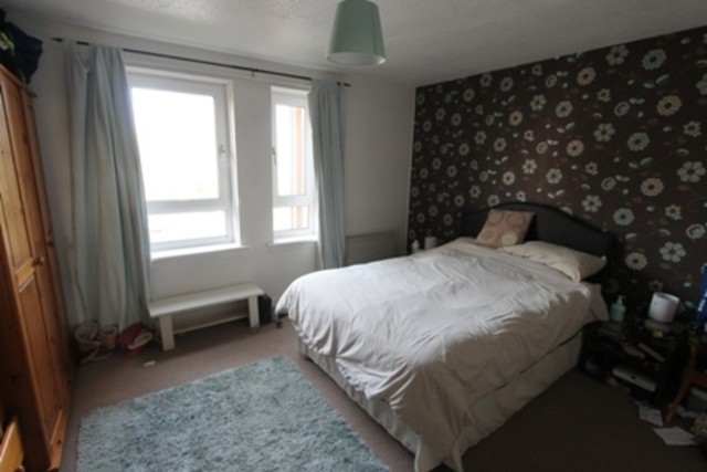  Image of 2 bedroom Flat to rent in Forbes Drive Glasgow G40 at Bridgeton Glasgow Glasgow, G40 2LF