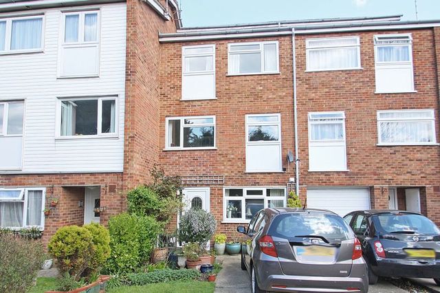  Image of 4 bedroom Terraced house for sale in Ford End Woodford Green IG8 at Ford End  Woodford Green, IG8 0EG