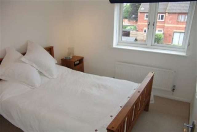  Image of 2 bedroom Property to rent in Forge Close Fleckney Leicester LE8 at Leicester, LE8 8DA