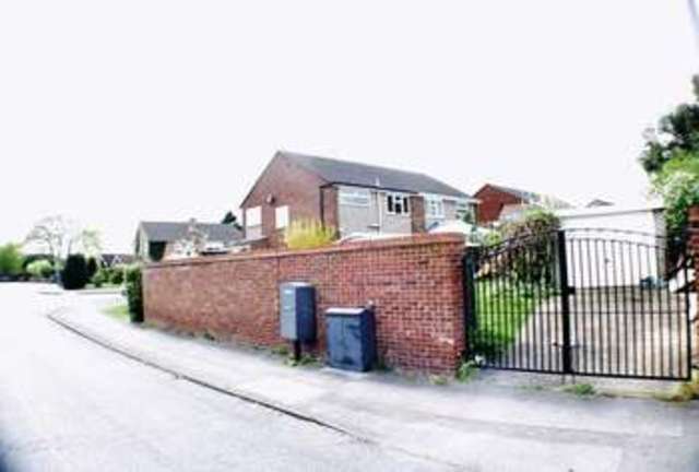  Image of 3 bedroom Semi-Detached house for sale in Fosters Lane Woodley Reading RG5 at Fosters Lane Woodley Reading, RG5 4HH