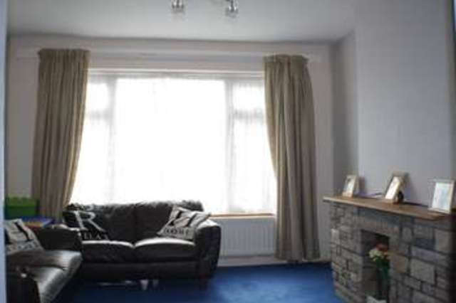  Image of 3 bedroom Semi-Detached house for sale in Fosters Lane Woodley Reading RG5 at Fosters Lane Woodley Reading, RG5 4HH