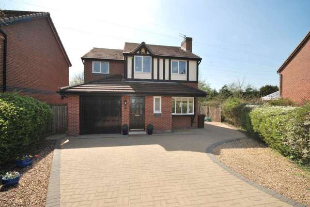  Image of 4 bedroom Detached house for sale in Foxglove Way Freckleton Preston PR4 at Foxglove Way Freckleton Preston, PR4 1TR