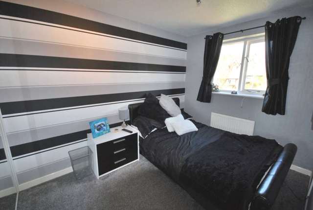  Image of 4 bedroom Detached house for sale in Foxglove Way Freckleton Preston PR4 at Foxglove Way Freckleton Preston, PR4 1TR