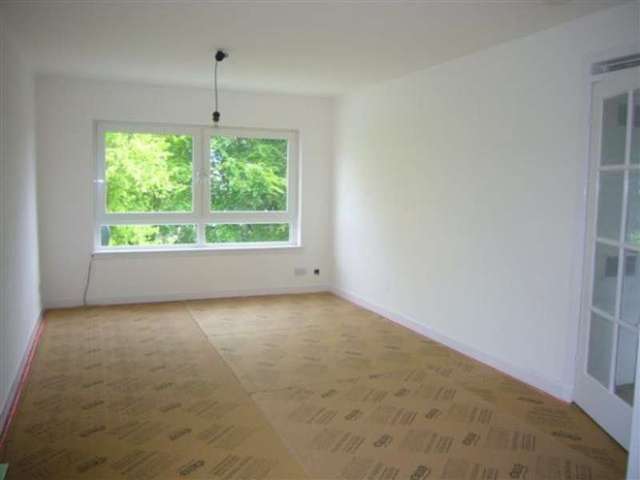  Image of 2 bedroom Flat to rent in Freesia Court Motherwell ML1 at Freesia Court  Motherwell, ML1 2TA