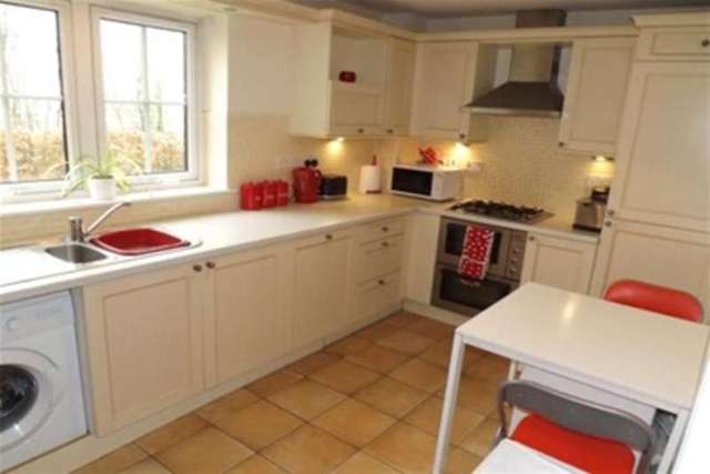  Image of 2 bedroom Flat to rent in Friarshall Gate Paisley PA2 at Paisley, PA2 6LD