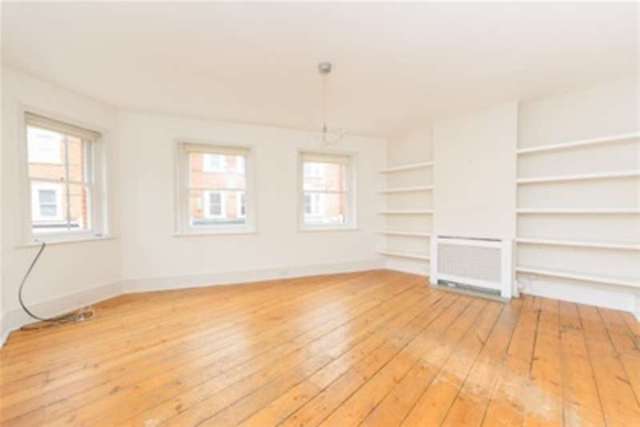  Image of 3 bedroom Flat to rent in Fulham Road London SW6 at London, SW6 5UQ