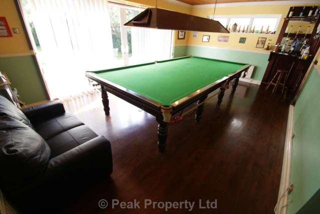  Image of 1 bedroom House Share to rent in Church Road Hockley SS5 at Evergreen Church Road  Hockley, SS5 4SS