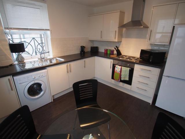  Image of 2 bedroom Flat to rent in Gallowgate Aberdeen AB25 at City Centre Aberdeen Aberdeen, AB25 1BY