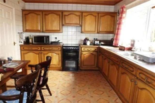  Image of 4 bedroom Detached house to rent in Bodawen Gellifor Ruthin LL15 at Ruthin, LL15 1RJ