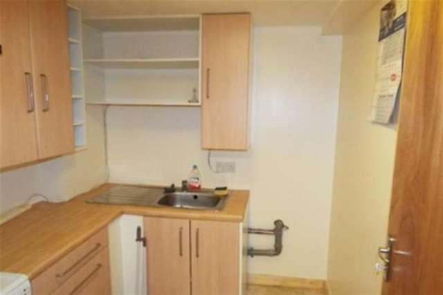  Image of 2 bedroom Property to rent in George Street Ramsgate CT11 at Ramsgate, CT11 9AS