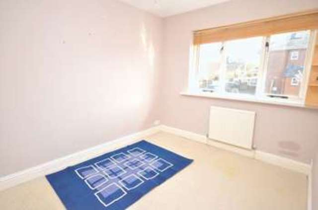  Image of 2 bedroom Detached house for sale in Glen Road Grayshott Hindhead GU26 at Glen Road  Grayshott, GU26 6NB