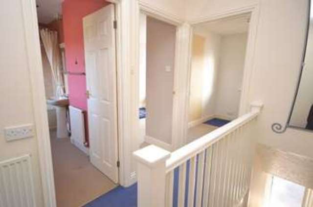  Image of 2 bedroom Detached house for sale in Glen Road Grayshott Hindhead GU26 at Glen Road  Grayshott, GU26 6NB