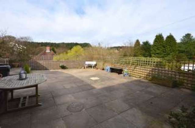  Image of 2 bedroom Detached house for sale in Glen Road Grayshott Hindhead GU26 at Glen Road  Grayshott, GU26 6NB